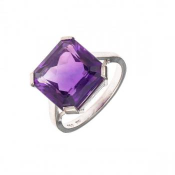 Zlatý prsten s ametystem Zlatý prsten s ametystem