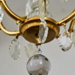 Dvoupatrový lustr s křišťálovými ověsy Dvoupatrový lustr s křišťálovými ověsy