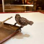 Vídeňský bronz, miska s ptáčkem Vídeňský bronz, miska s ptáčkem