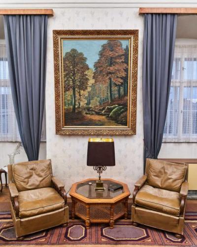 Lesní krajina s potokem 177 X 142 cm Signováno Lesní krajina s potokem 177 X 142 cm Signováno