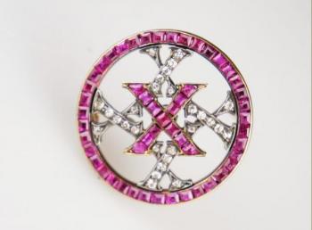 Zlatá brož s rubíny a diamanty Zlatá brož s rubíny a diamanty