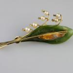 Zlatá brož s konvalinkami Zlatá brož s konvalinkami
