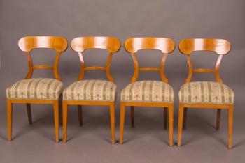 Stylové židle v duchu druhého Biedermeieru  Stylové židle v duchu druhého Biedermeieru