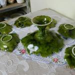 Nástolec + 6 misek s dekorem vinné révy Nástolec + 6 misek s dekorem vinné révy