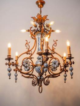 Starožitný delftský lustr velký Starožitný delftský lustr velký