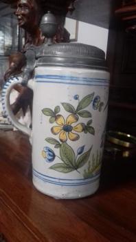 Korbel s cínovou montáží Korbel s cínovou montáží