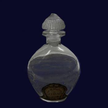 Flakon na parfém ”Guerlain Paris”  Flakon na parfém ”Guerlain Paris”