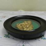 Dřevěný zlacený reliéf Madony s Ježíškem Dřevěný zlacený reliéf Madony s Ježíškem