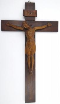 Korpus Krista na plochém dřevěném kříži Korpus Krista na plochém dřevěném kříži