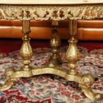 Kruhový konferenční stolek s onyxem Kruhový konferenční stolek s onyxem