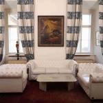 Velký meziválečný obraz. Signovaný. 138 x 117 cm Velký meziválečný obraz. Signovaný. 138 x 117 cm