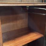 Sekretar-detail3-T-7592 Sekretar-detail3-T-7592