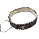 Granátový náramek Granátový náramek