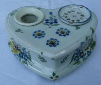 Kalamář fajáns  Kalamář fajáns