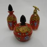 Zlacená souprava: Dóza, flakon a karafa Zlacená souprava: Dóza, flakon a karafa