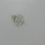 Tři talíře s květinami a motýly Tři talíře s květinami a motýly