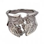 PRSTEN ”LISTY” S KŘIŠŤÁLEM PRSTEN ”LISTY” S KŘIŠŤÁLEM