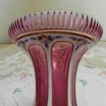 Broušená malovaná váza, přejímané sklo Broušená malovaná váza, přejímané sklo