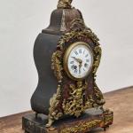 Boulle stolní hodiny, 19. století Boulle stolní hodiny, 19. století