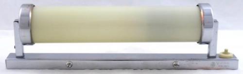 Funkcionalistická nástěnná lampička Funkcionalistická nástěnná lampička