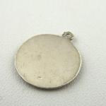 Stříbrný medailon se čtyřlístkem Stříbrný medailon se čtyřlístkem