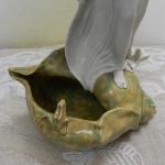 Secesní figurální miska, signováno - Royal Dux   Secesní figurální miska, signováno - Royal Dux