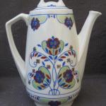 Přátelská souprava s lidovým dekorem  Přátelská souprava s lidovým dekorem