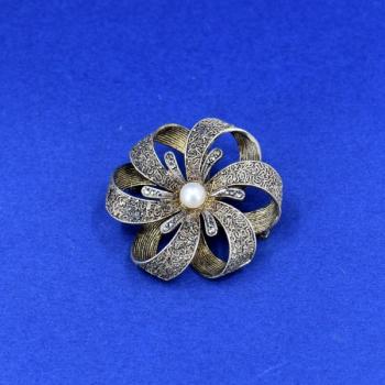 Theodor Fahrner, Stříbrná brož  Theodor Fahrner, Stříbrná brož