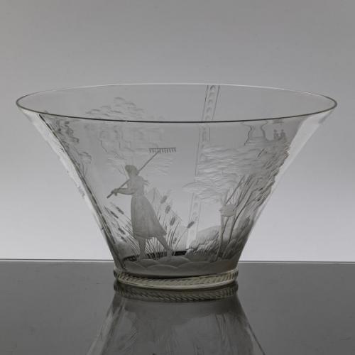 Art deco mísa s motivem sklizně, Čechy 1930 Art deco mísa s motivem sklizně, Čechy 1930