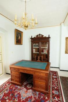 Starožitná neorenesanční knihovna z dubu Starožitná neorenesanční knihovna z dubu