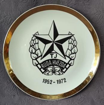 Talíř - TJ Rudá hvězda 1952-1972, zn. Epiag  Talíř - TJ Rudá hvězda 1952-1972, zn. Epiag