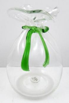 René Roubíček, styl - Vázička se stuhou René Roubíček, styl - Vázička se stuhou