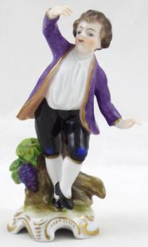 Tančící kavalír s hroznem vína-Volkstedt Rudolstad Tančící kavalír s hroznem vína-Volkstedt Rudolstad