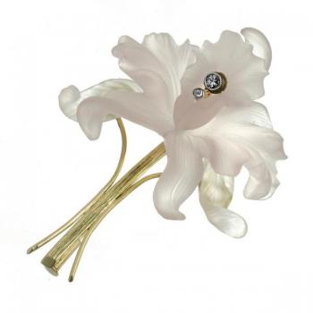 Zlatá brož ve tvaru květiny Zlatá brož ve tvaru květiny