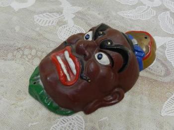 Litinová maska Litinová maska