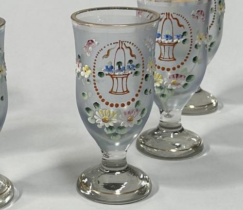 Sklenice 6 ks, sklo čiré, matované, malované, zlacené, 1935 Sklenice 6 ks, sklo čiré, matované, malované, zlacené, 1935