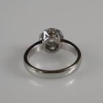 Zlatý prsten s diamantem Zlatý prsten s diamantem