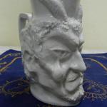 Figurální porcelánový korbel, čert Figurální porcelánový korbel, čert