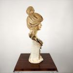 Secesní keramická busta Bernard Bloch Secesní keramická busta Bernard Bloch