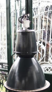 Industriální závěsná lampa Industriální závěsná lampa