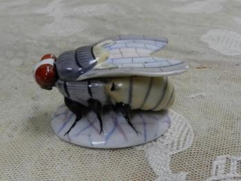 Dózička ve tvaru mouchy - Fischer a Mieg, Březová Dózička ve tvaru mouchy - Fischer a Mieg, Březová