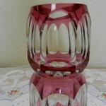 Autorská fialová broušená váza Autorská fialová broušená váza