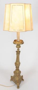 Starožitná stojací lampa z kostelního svícnu Starožitná stojací lampa z kostelního svícnu