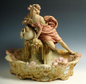 Keramická miska s dívkou a lekníny Keramická miska s dívkou a lekníny