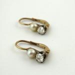 Souprava s mořskými perlami a diamanty - 0,70 ct Souprava s mořskými perlami a diamanty - 0,70 ct