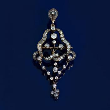 Luxusní zlatý přívěsek s diamanty Luxusní zlatý přívěsek s diamanty