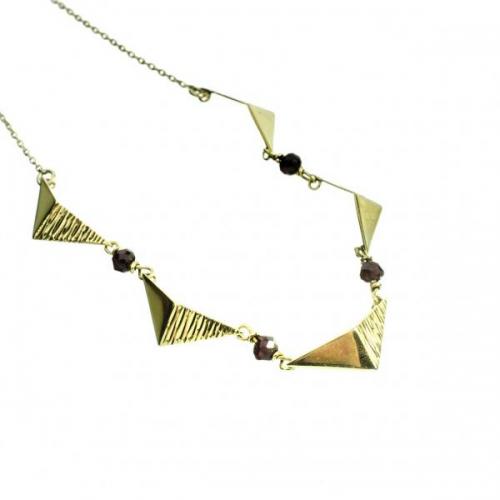 Zlatý náhrdelník s granáty Zlatý náhrdelník s granáty