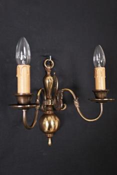 Holandská nástěnná lampa. Bronz Holandská nástěnná lampa. Bronz