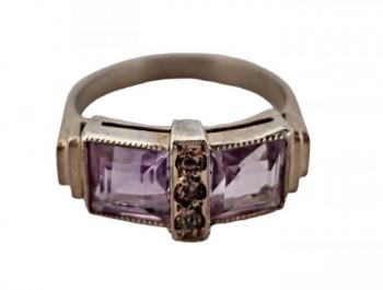 Stříbrný prsten Art Deco s ametystem a topazy Stříbrný prsten Art Deco s ametystem a topazy