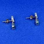 Bílozlaté náušnice se smaragdy a diamanty Bílozlaté náušnice se smaragdy a diamanty